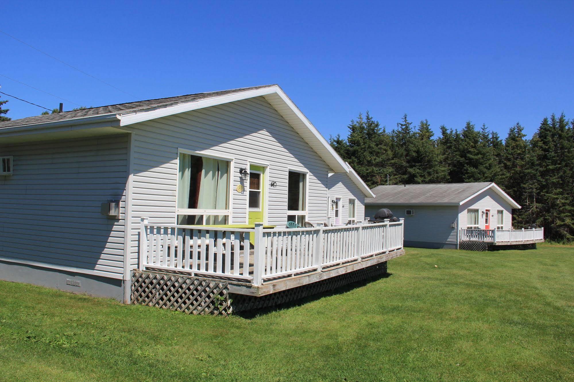 Hidden Acres Cottages Cavendish Exterior foto